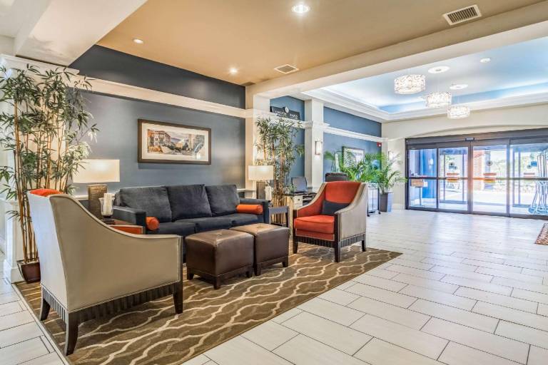 Comfort Inn & Suites Chattanooga West - Lookout Mountain — photo 2