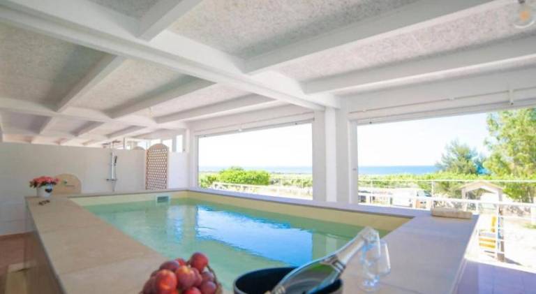 Apartment with pool in Salve