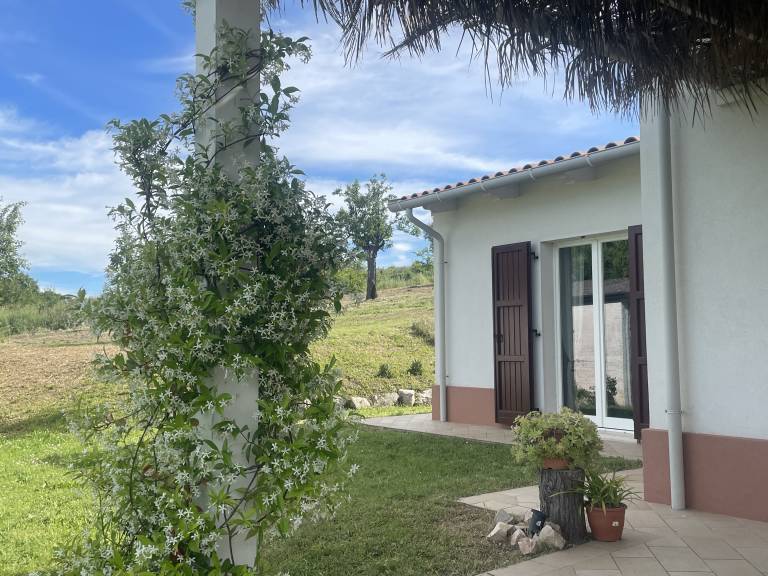 Villa vista mare con giardino a Civitanova Marche