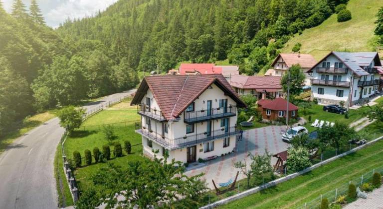 Transylvania Hut in Brasov
