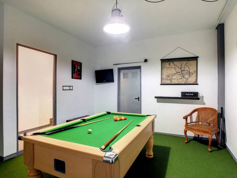 Fully equipped house with hot tub, private pool & terrace | Pet-friendly — photo 2