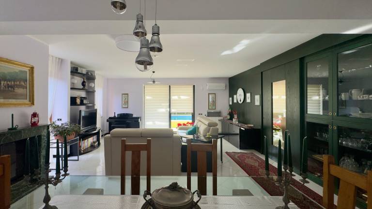 Family-friendly spacious villa with yard, grill & patio | Pool view | Perfect for remote work | Pets allowed — photo 5