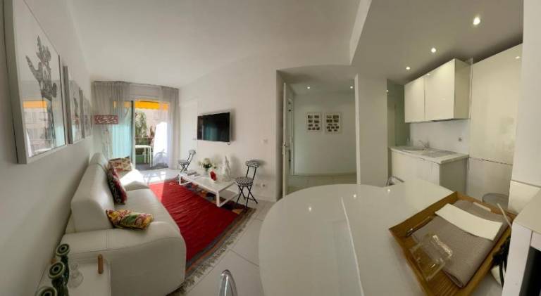 Rental apartment with 2 rooms for 6 persons — photo 2