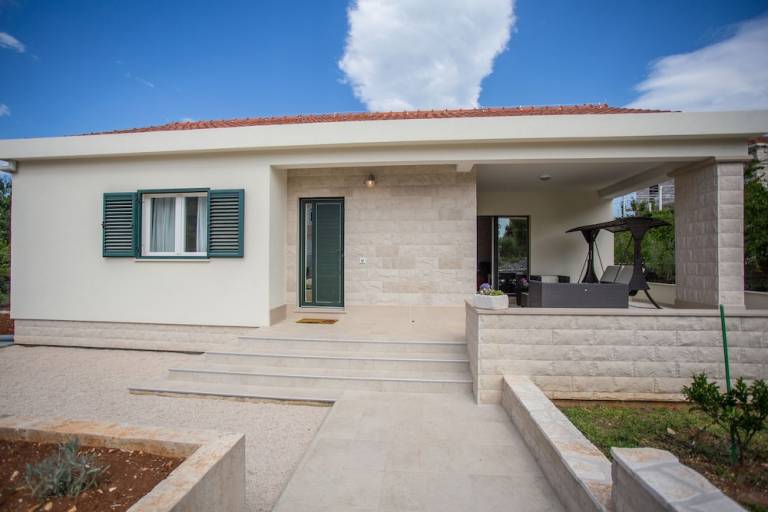 Apartman  Prapratno
