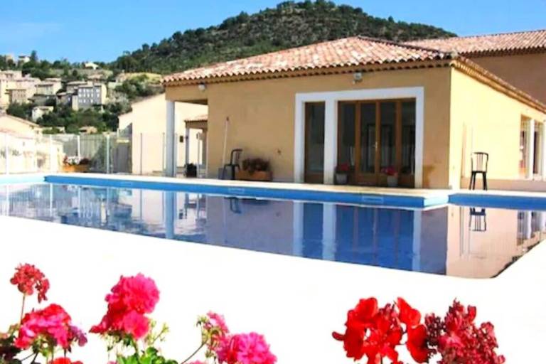 Ferienwohnung in Montbrun-les-Bains für max. 4 Personen