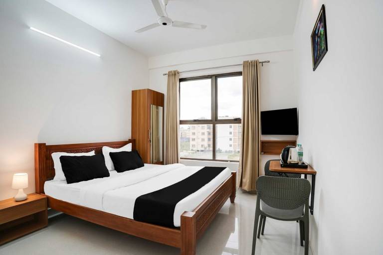 Hotel O K R Puram Manyata