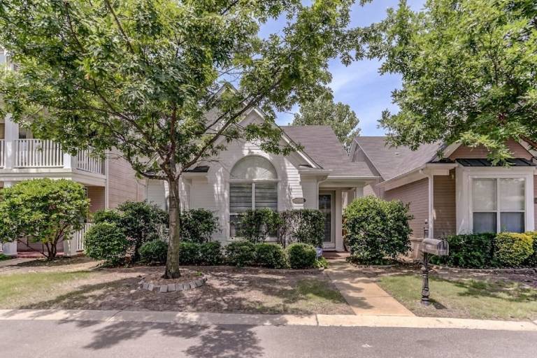 House  Memphis