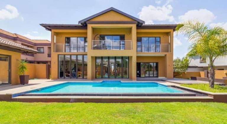 Villa  Blue Valley Golf Estate
