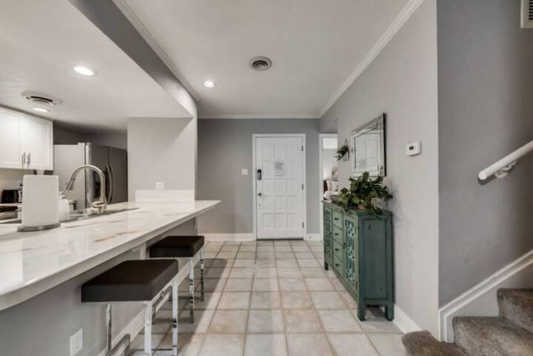Rental apartment with pool — photo 4
