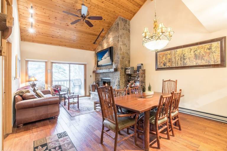 Condo  Beaver Creek