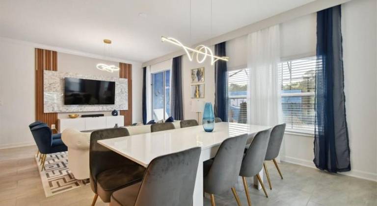 Big villa with pool & jacuzzi | Pets are welcome — photo 2