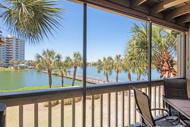 Seascape Lakefront Villas 281- Family Tides in Miramar, FL