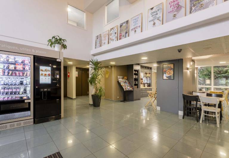 B&B HOTEL Douai Parc Des Expos Cuincy — photo 3