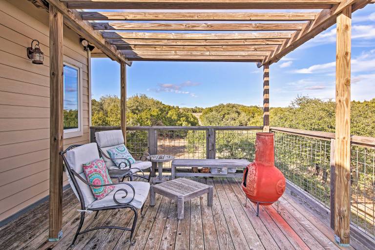 Peaceful Hill Country Hideaway w/ Pond Views — photo 3