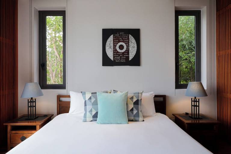 Condo Karon