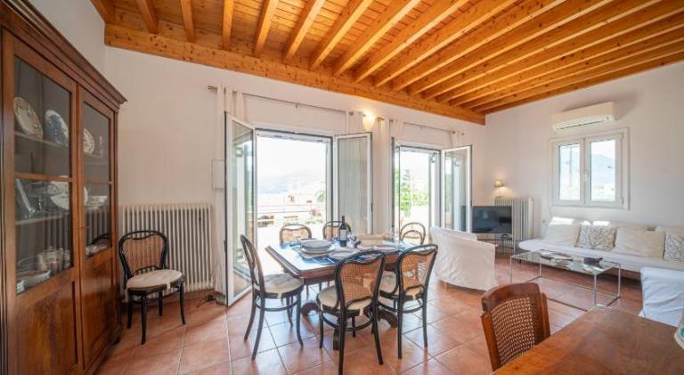 Vacation home with terrace | Suitable for remote work — photo 3