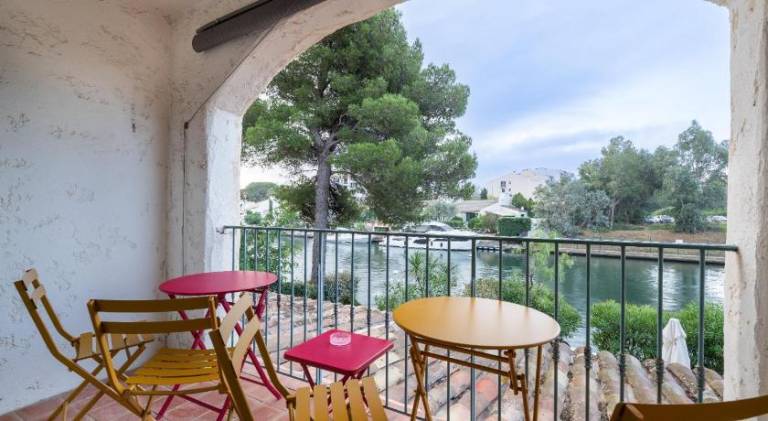 Fully equipped apartment with patio | Next to the beach | Pets are welcome — photo 3