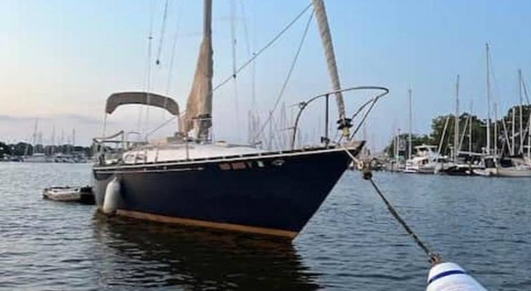 Boat with pool in Annapolis, MD