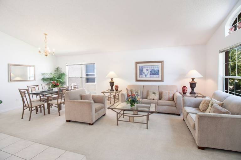 Spacious 4BR home in Kissimmee, perfect for family getaways! — photo 3
