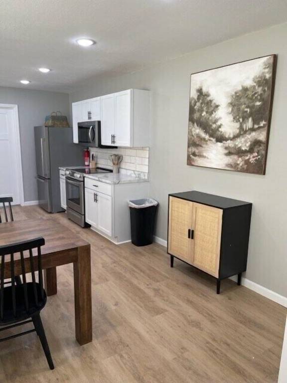 House New York Township