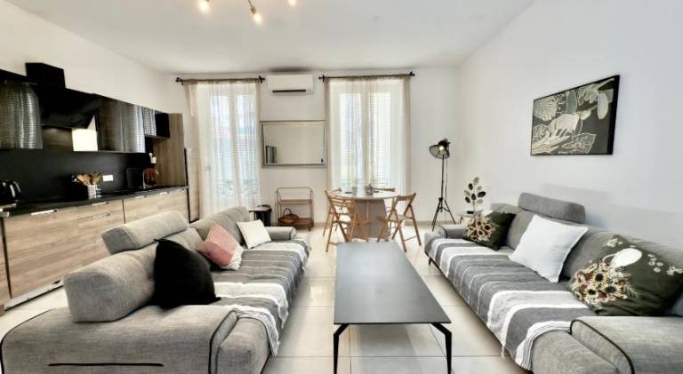 Holiday apartment | Next to Castle Hill in Thiers