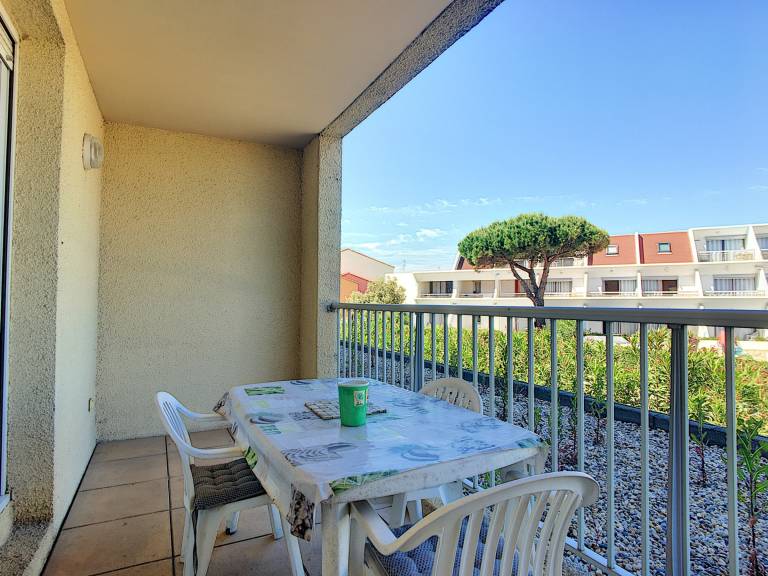Holiday apartment with 1 room for 6 persons — photo 2