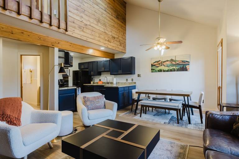 Steps from Lake Pagosa A/C Dogs Welcome Cozy Mountain Townhome — photo 4