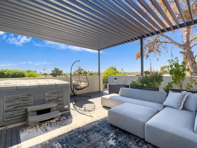 House  Orange Grove Estates
