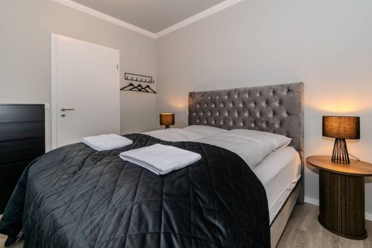 Framnesvegur Two Bedroom Central Apartment