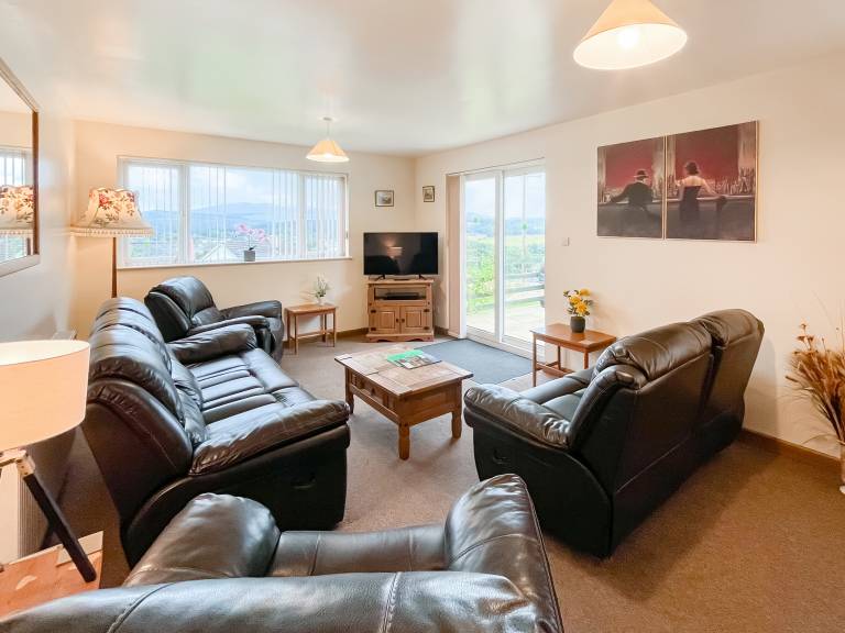Children-friendly pleasant cottage with yard | Pet-friendly — photo 2