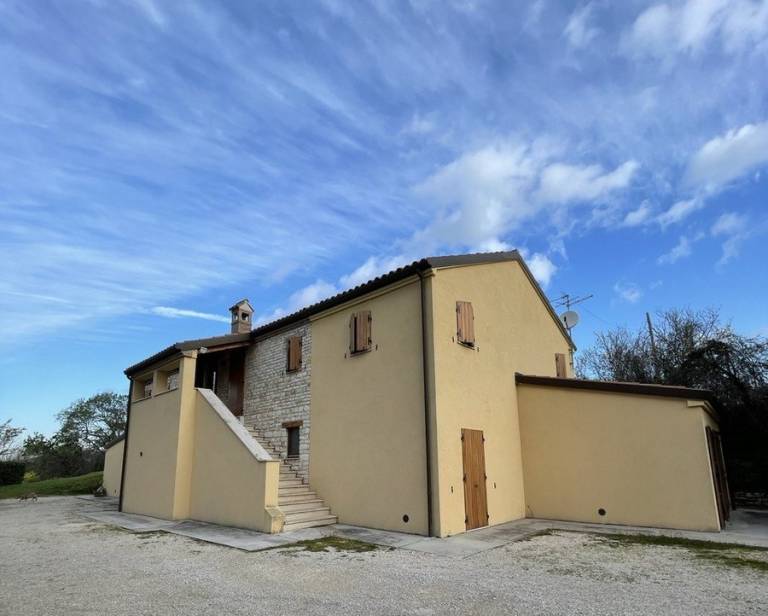 Agriturismo Conero: Trilocale primo piano — photo 5