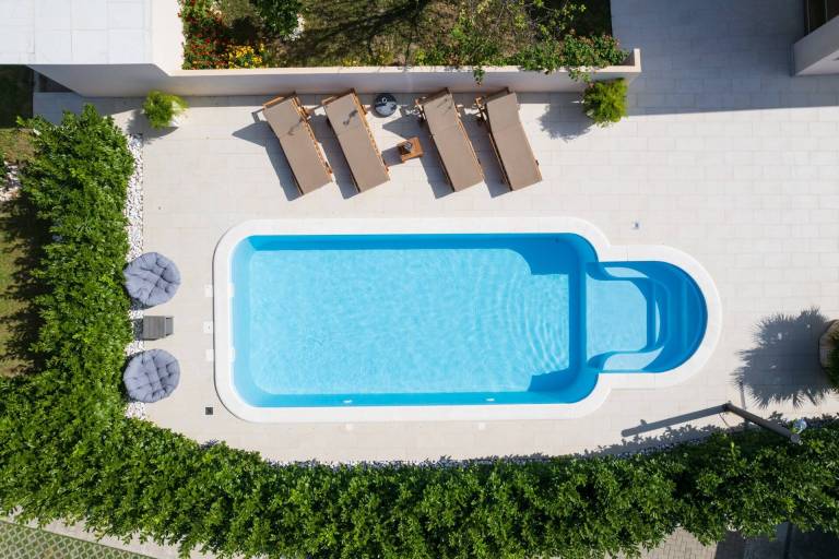Child-friendly villa with private pool, yard & terrace | Mountain view | Pet-friendly — photo 5