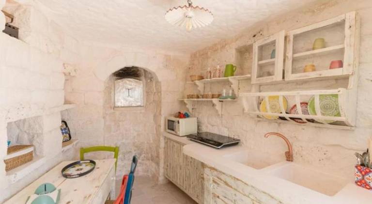 Charming vacation home with jacuzzi & pool | Pets are welcome — photo 5
