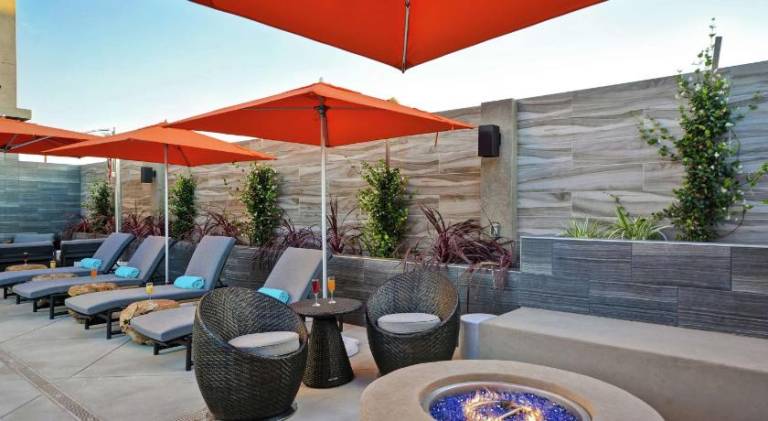 Hampton Inn and Suites Los Angeles Burbank Airport — photo 4