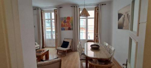 Pleasant rental apartment with terrace | Next to Alcazaba of Málaga | Pet-friendly — photo 3