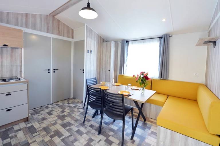 Family-friendly beautiful camping suite with patio, garden & pool | Pet-friendly — photo 4