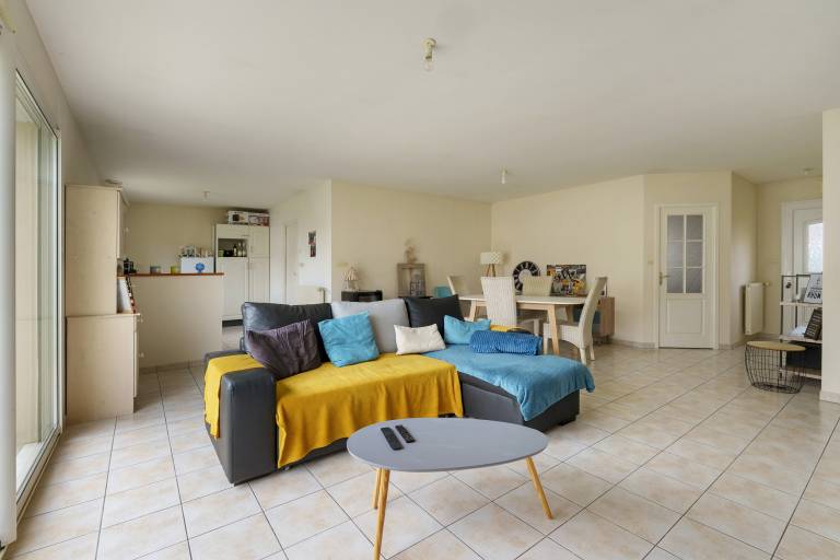Holiday Home “Coeur vendéen - 16km from Puy du Fou” with Private Terrace, Garden & Wi-Fi — photo 3