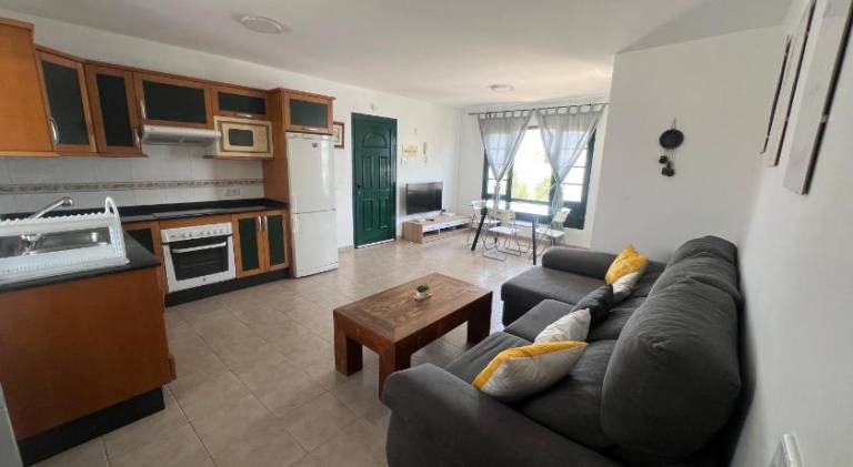Rental apartment with 2 rooms for 4 persons — photo 2