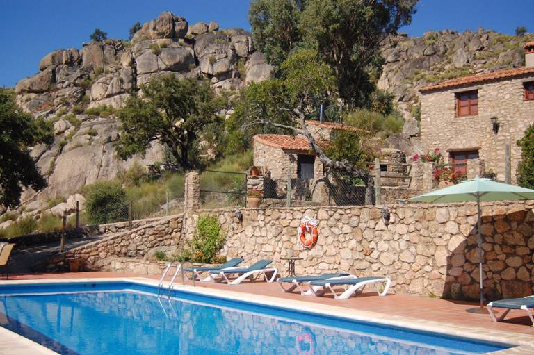 Villa Aislada con Piscina Privada, Jardín, terraza y barbacoa — photo 4