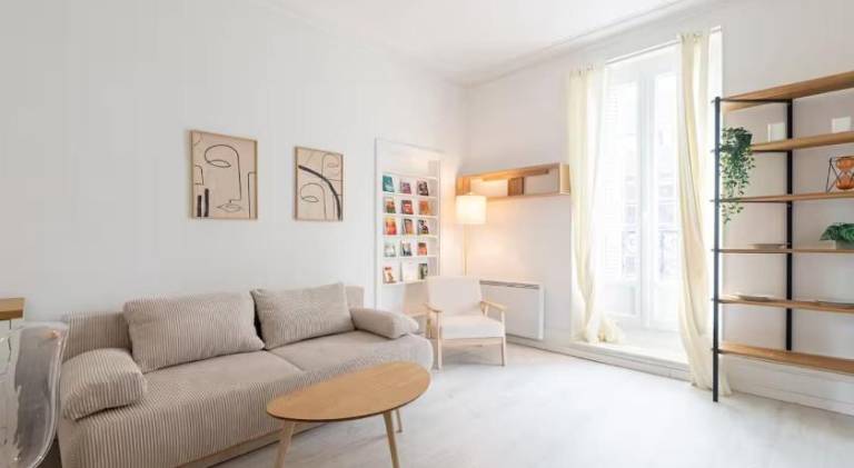 Holiday apartment with 1 room for 5 persons in Dijon