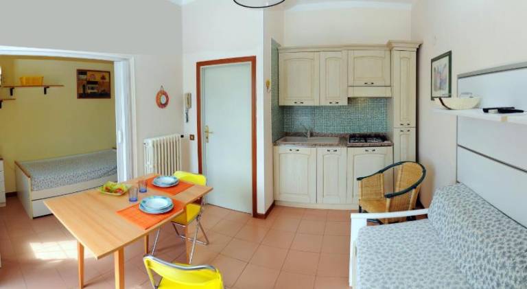 Serviced apartment for 4 persons — photo 2