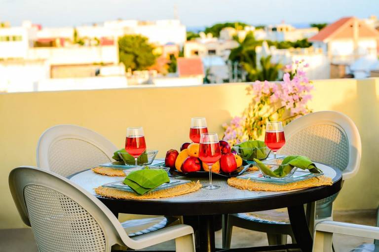 Serviced apartment with grill, pool & terrace — photo 5