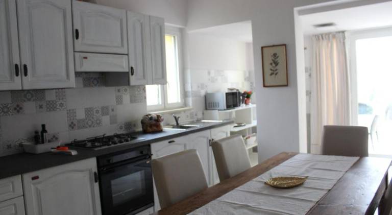 Spacious vacation home | Pets allowed — photo 3