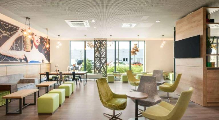 Super 8 by Wyndham Munich City North — photo 3