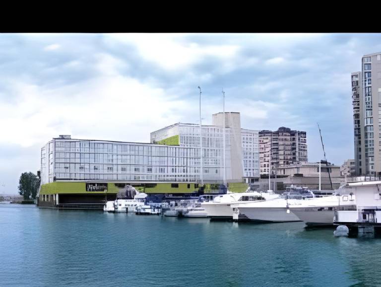 Delta Hotels Kingston Waterfront in Kingston, ON