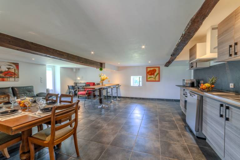 Children-friendly rental apartment with garden, patio & barbeque | Mountain view | Pets are welcome — photo 4