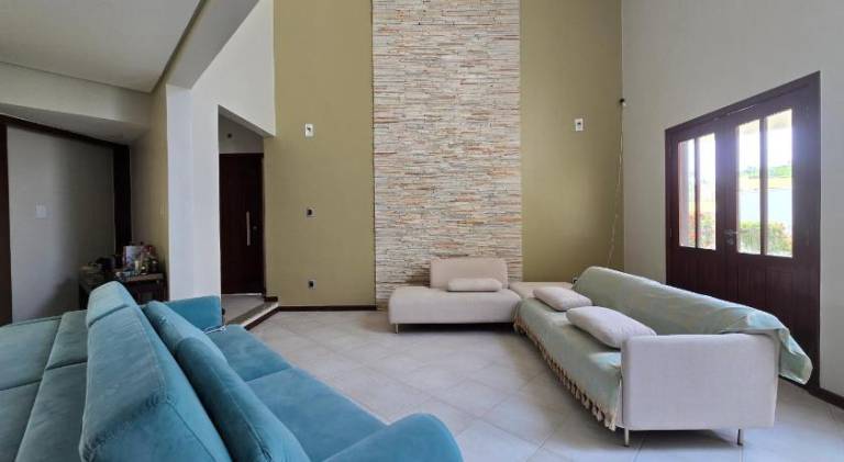 Vacation home with jacuzzi & pool — photo 4