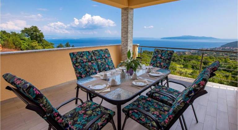 Charming holiday apartment | Dogs allowed in Lovran