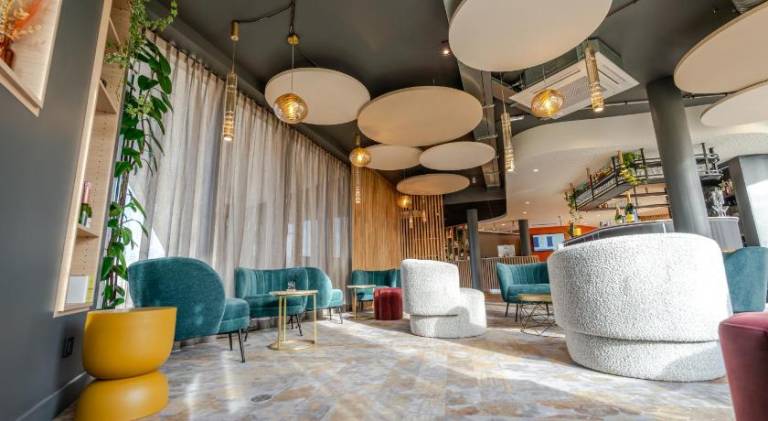 Hotel AKENA Chalons-en-Champagne — photo 4