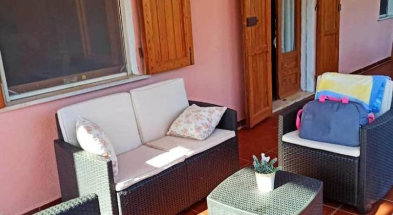 Rental apartment with 2 rooms for 6 persons — photo 2